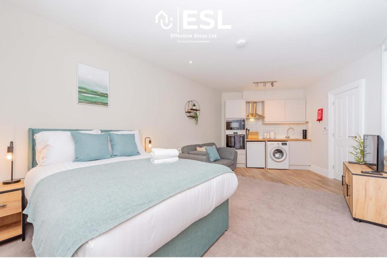 Studio 2, Second Floor Town Centre Apartment 什鲁斯伯里 外观 照片